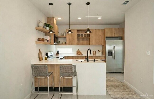 Photo - 13 N 23rd St