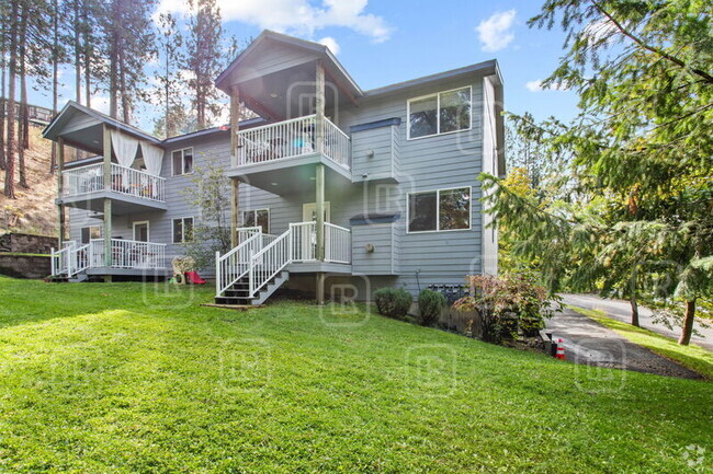 Building Photo - 1325 W Qualchan Dr Rental