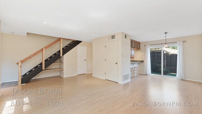 Photo - 28803 Oakpath Dr
