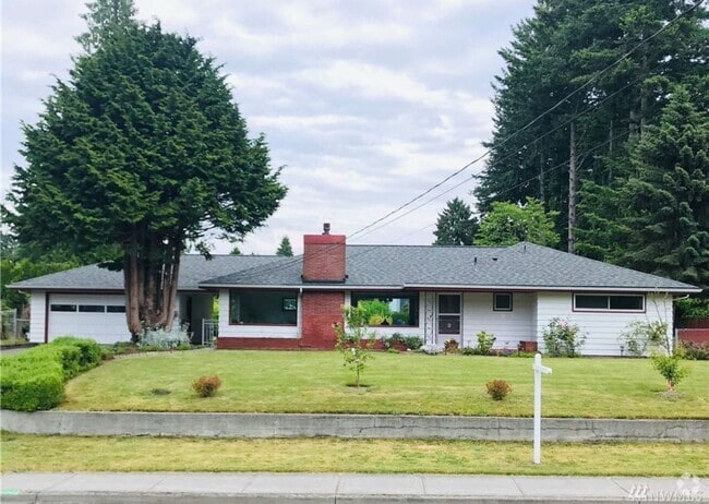 Building Photo - 306 S Section St Rental