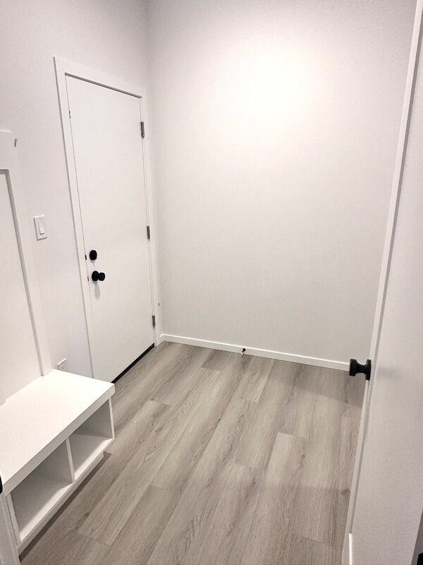 Photo - 7741-174A 174A Ave NW