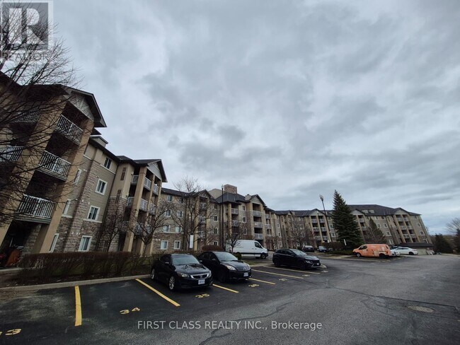 Photo - 684 Warden Ave. Unité 404