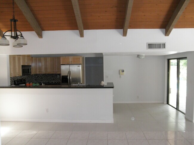 Photo - 6480 Contempo Ln