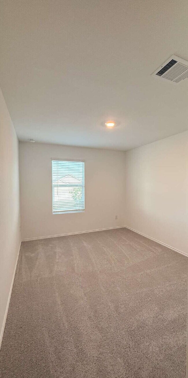 Photo - One Story 4 Bedroom/2Bath - For Rent - San Marcos, TX - Minutes From Shopping, Entertainment, and...