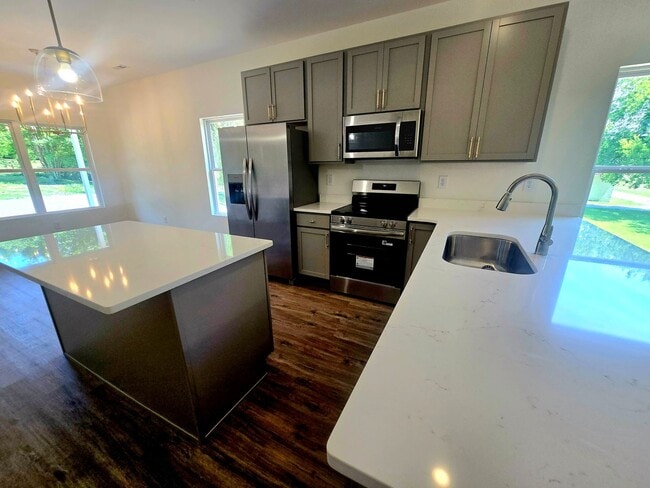 Photo - Gleaming new 3br/2ba construction in South Knoxville