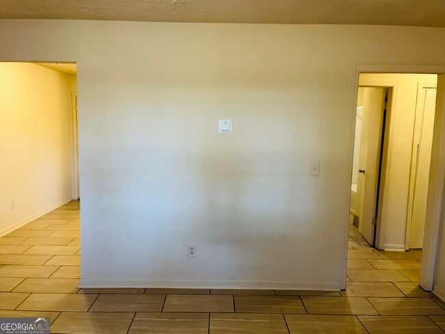 Photo - 4120 Midway Rd