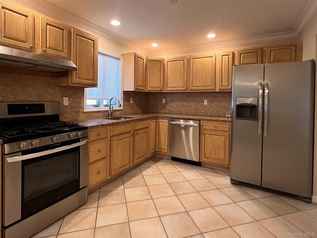 Photo - 110 2nd St