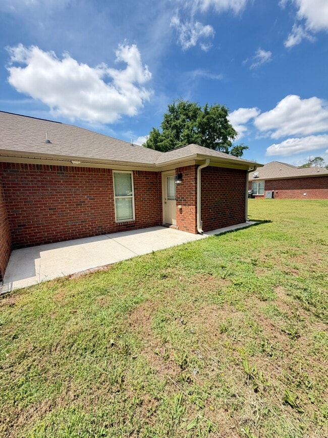 Photo - 127 Hedge Ln Unit A1
