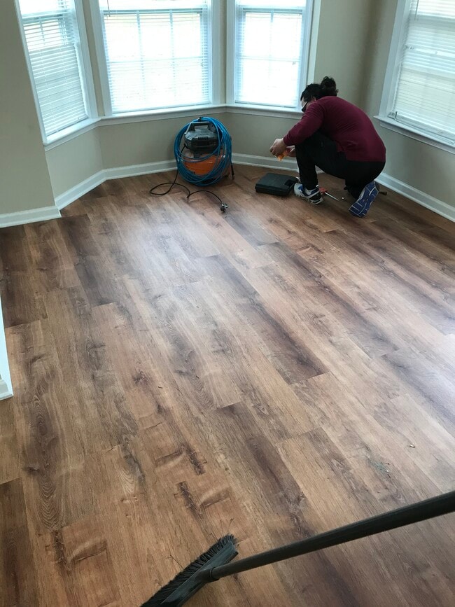 Photo - 46 Dunrobin Dr