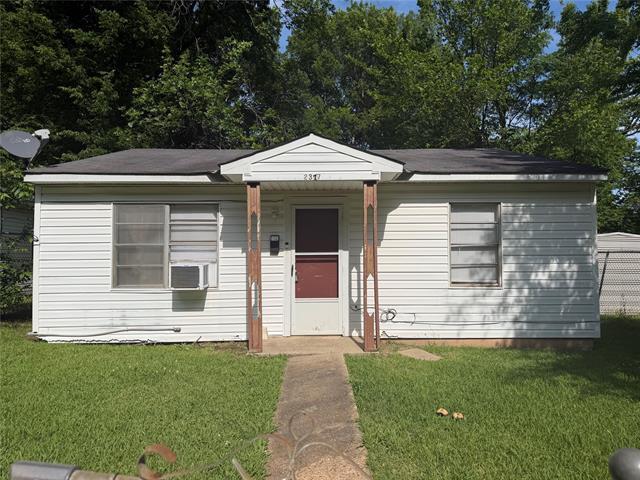 Building Photo - 2317 Freewater St