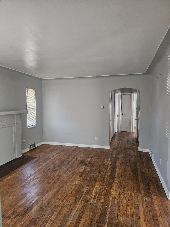 Photo - 5772 Guilford St