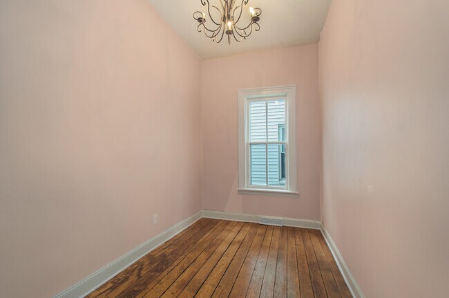 Photo - 1010 Quimby St