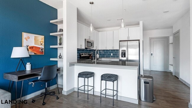 Photo - 3706 Goodwin Ave Unit 243