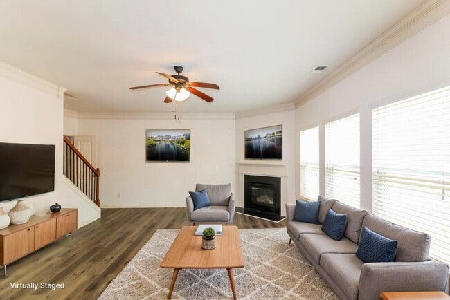 Photo - 4322 Mill Farm Ln NE