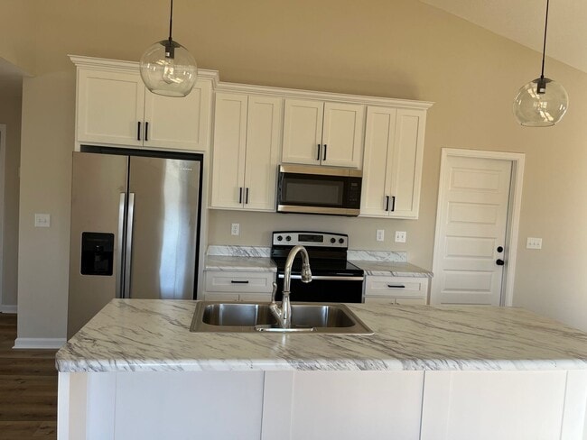 Photo - 2699 Largo Ave