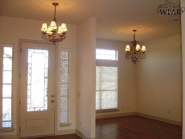 Photo - 8 Maplewood Ct