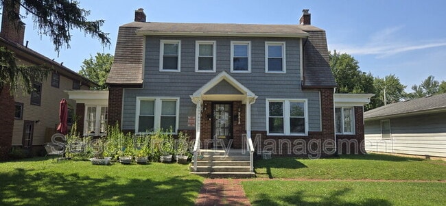 Building Photo - 2315 Kensington Blvd Unit Apt B