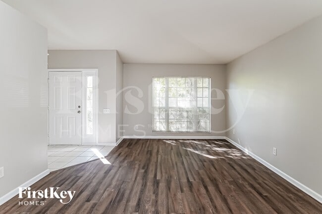 Photo - 12430 Midpointe Dr