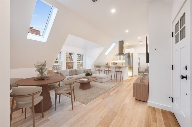 Photo - 79 Dana St Unit 3