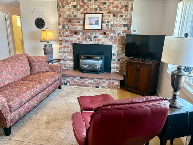 Photo - 1060 Vista del Monte St Unit B