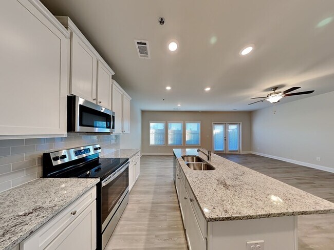 Photo - 130 Wayne Ln