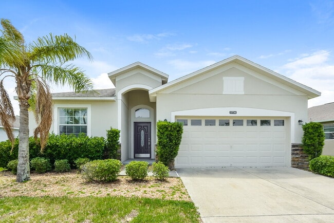 Building Photo - 5736 Coquyt Dr