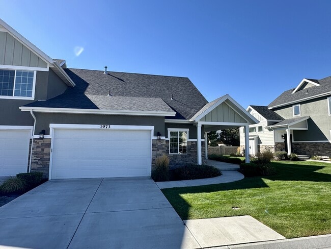 Photo - 1973 Park Rim Way