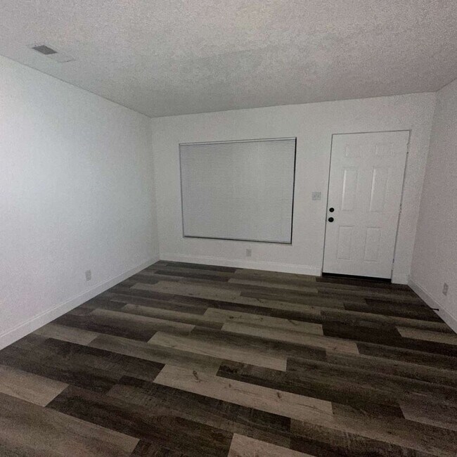 Photo - 3 bedroom 2 bath home with lawn cutting in...