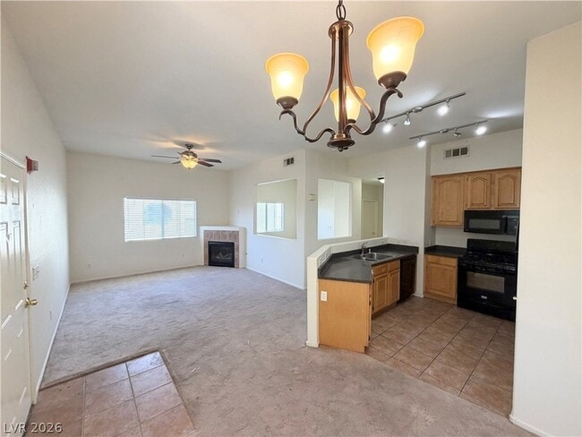 Photo - 10245 S Maryland Pkwy Unidad 240