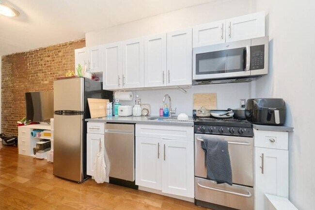 Photo - 2 bedroom in New York NY 10036 Unit 1C