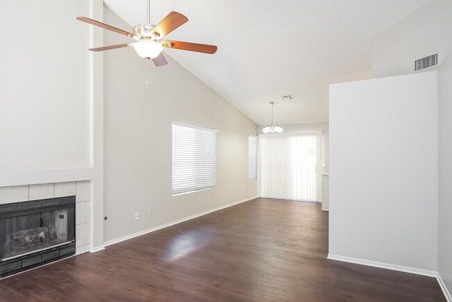 Photo - 1438 Finale Ln