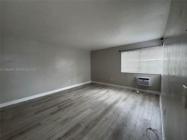 Photo - 500 13th St Unidad 6