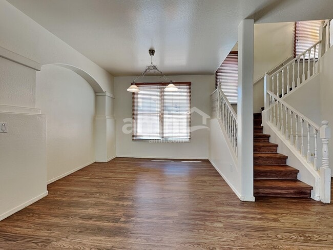 Photo - 18139 W Smokey Dr