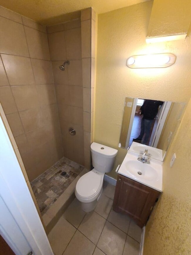 Photo - Single Family Home Available 76119