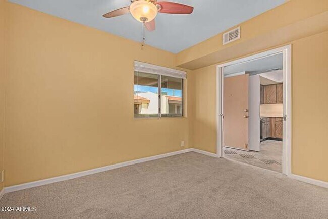 Photo - Beutiful Condo in an Amazing area Unit 215