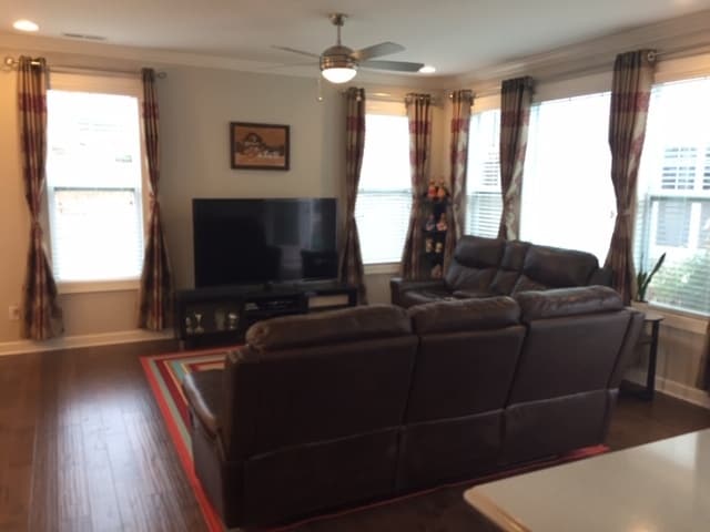 Photo - Beautiful home in desirable neighborhood of Sonoma