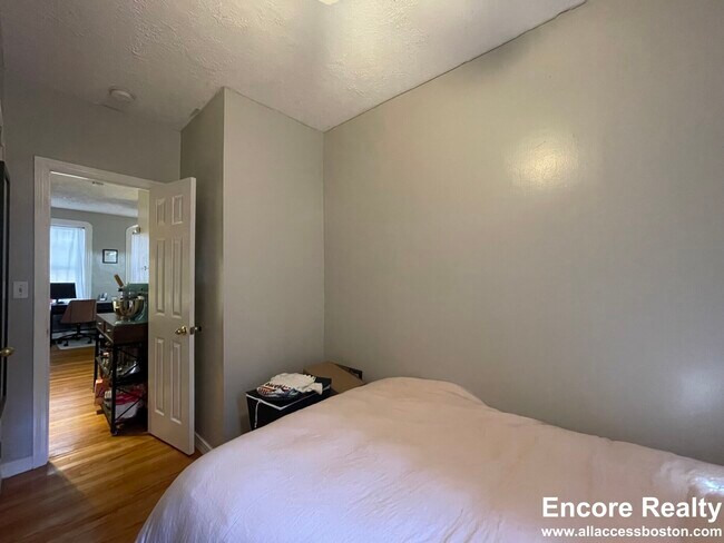 Photo - 41 Anderson St Unit 1-1