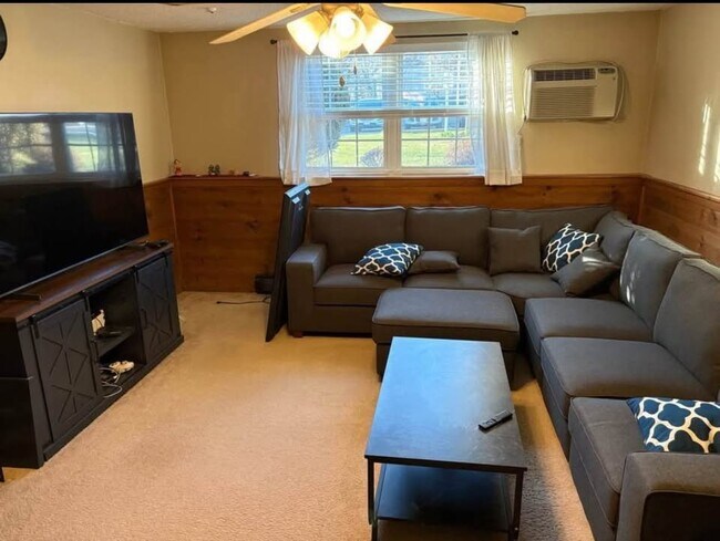 Photo - 89 Pleasant St Unit 89 Pleasant Street A3