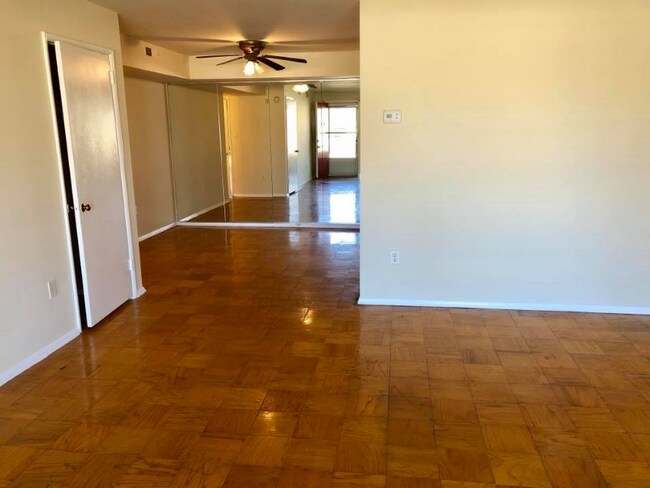 7207 Donnell Pl Unit A