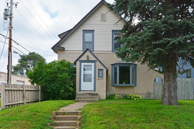 Building Photo - 3BD Home with Deck, Fenced Yard & Garage—S...