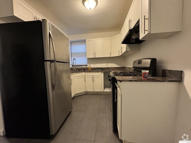 Building Photo - 134 Grant Ave Unit 2B Rental