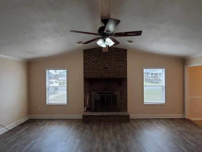 Photo - For Lease - Spacious 3 BR|1 BA Home, 10 Mi...