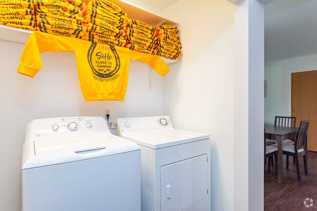 Photo - The Tate on Howard