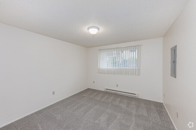 2BR, 1BA - 1,024 - Bedroom
