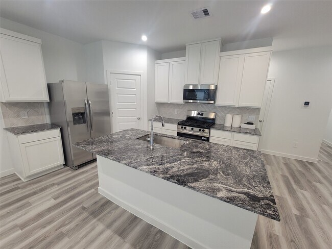 Photo - 2819 Milton Ldg Ln