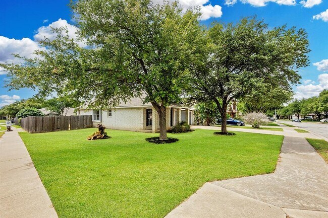 Photo - 17249 Sandwick Dr