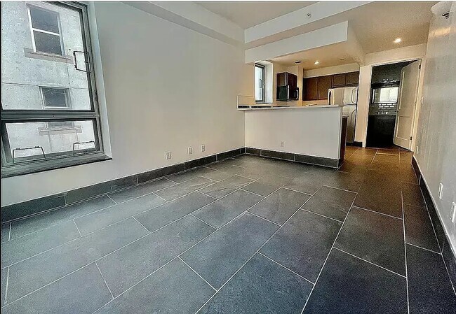 Photo - 164 Attorney St Unidad 404