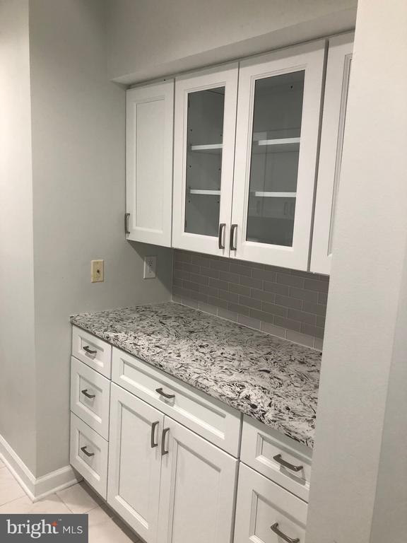 Photo - 609 Admiral Dr Unit 208