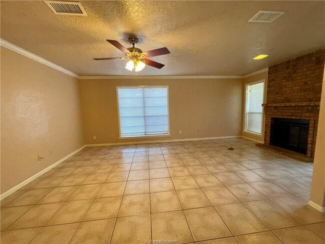 Photo - 3105 Bluestem Dr