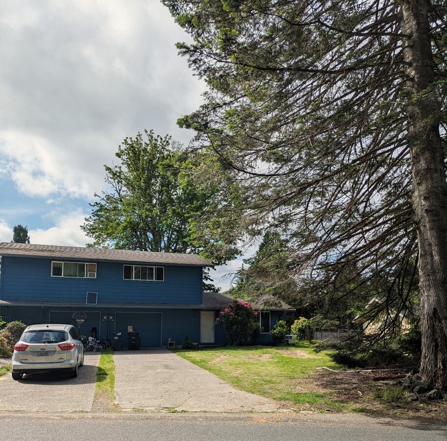 Photo - 2713 Wilderness Dr SE Townhome